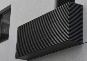 מסתור כביסה בבניין.